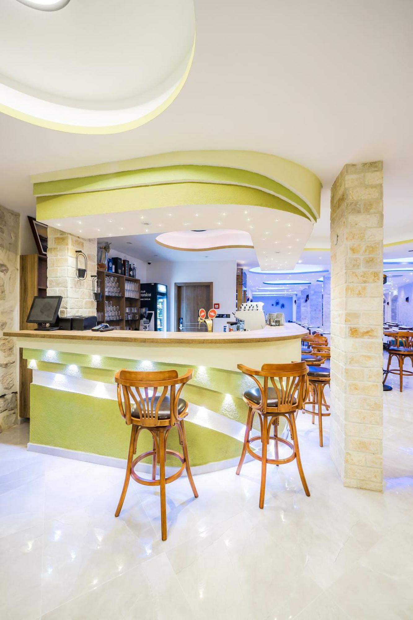 Hotel Kanjon Zrmanje Obrovac Ngoại thất bức ảnh